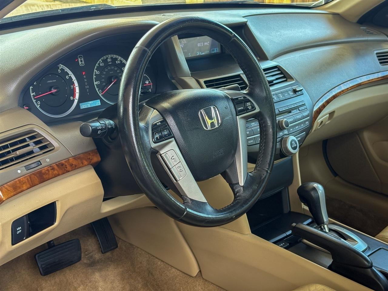 Honda Accord  2010