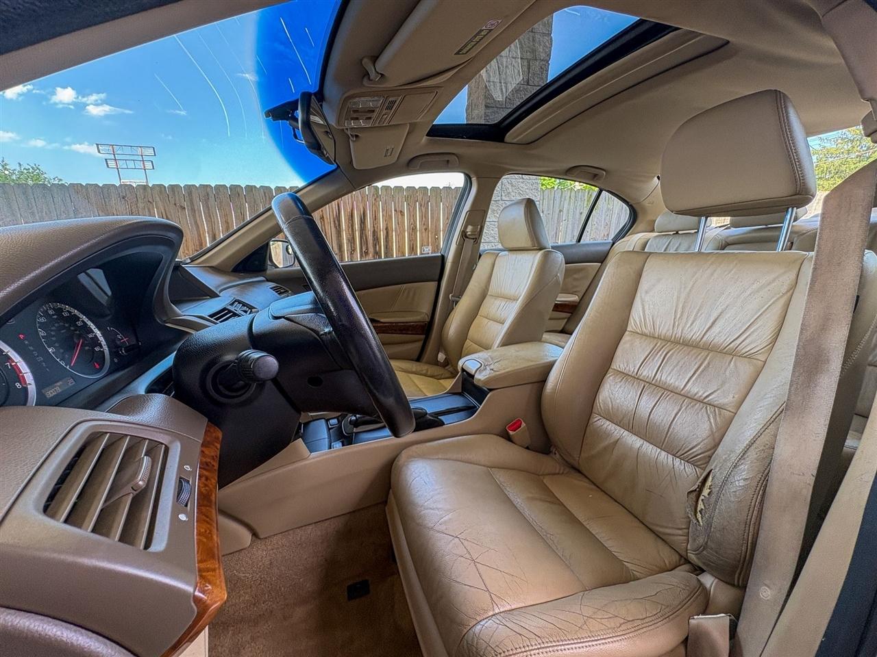 Honda Accord  2010