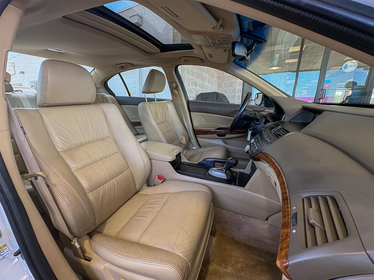 Honda Accord  2010