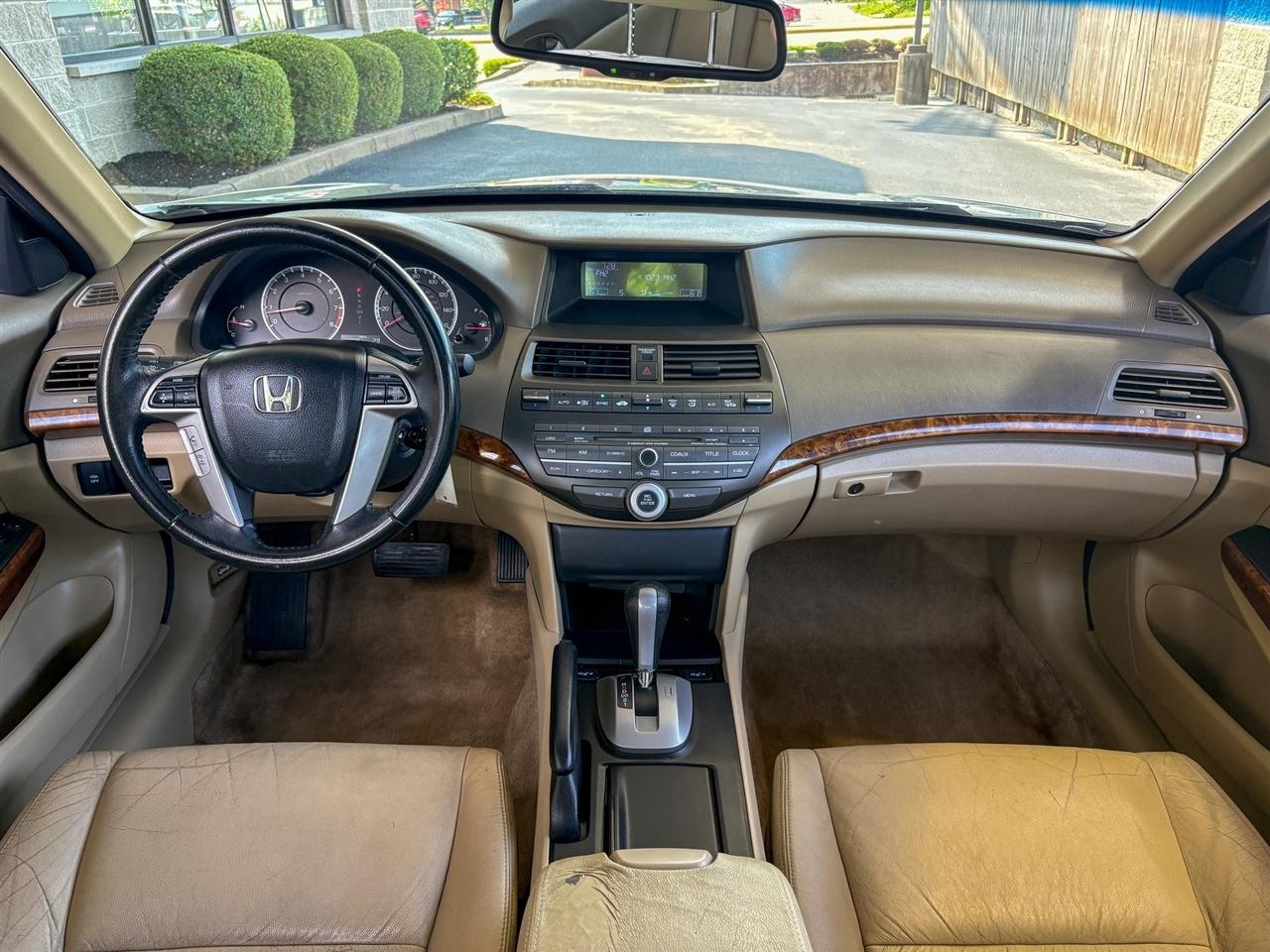 Honda Accord  2010