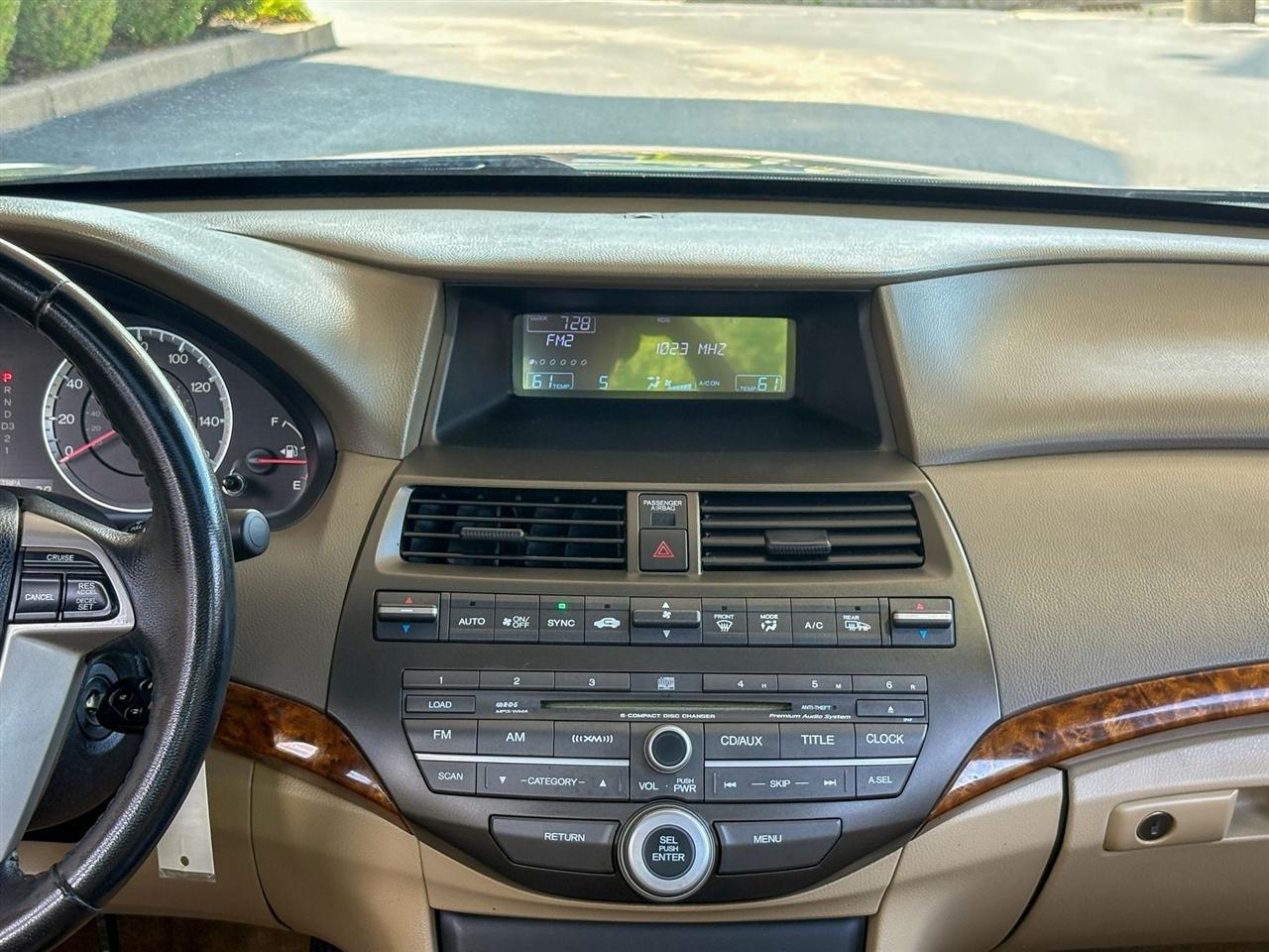 Honda Accord  2010