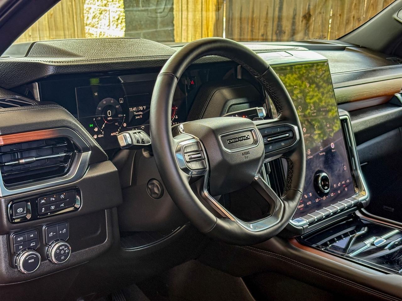 GMC Yukon  2025