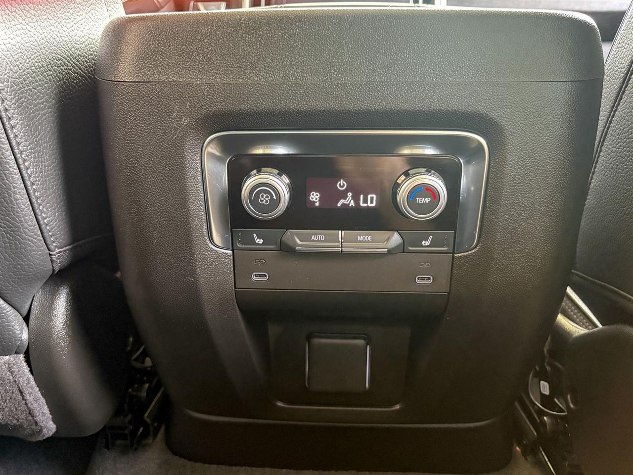GMC Yukon  2025
