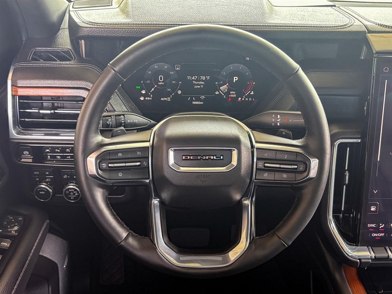 GMC Yukon  2025