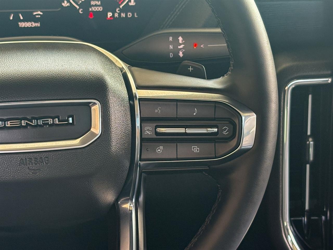 GMC Yukon  2025