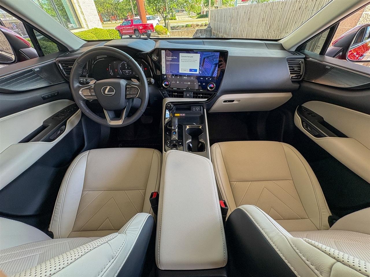 Lexus NX 350h Luxury 2025