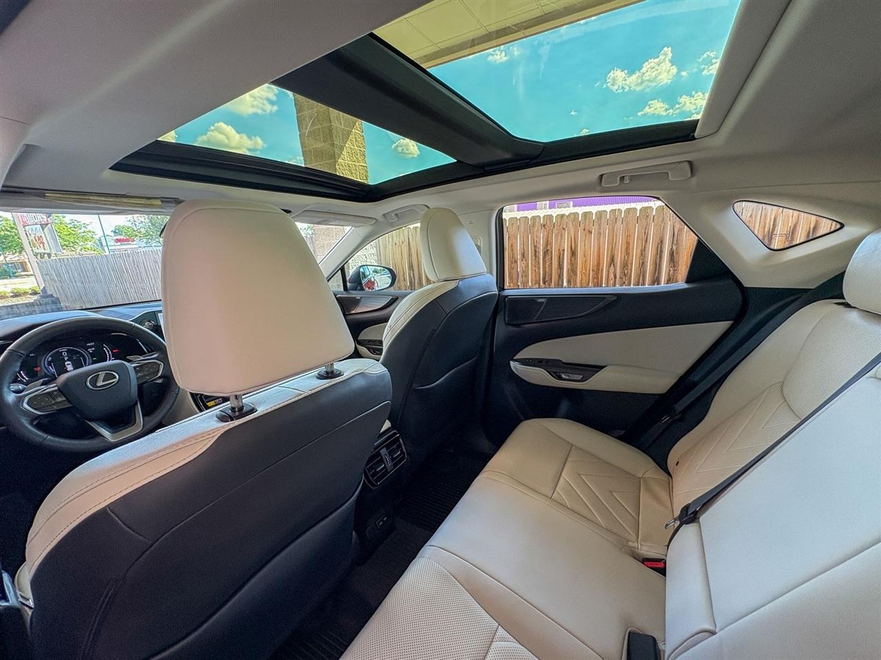 Lexus NX 350h Luxury 2025