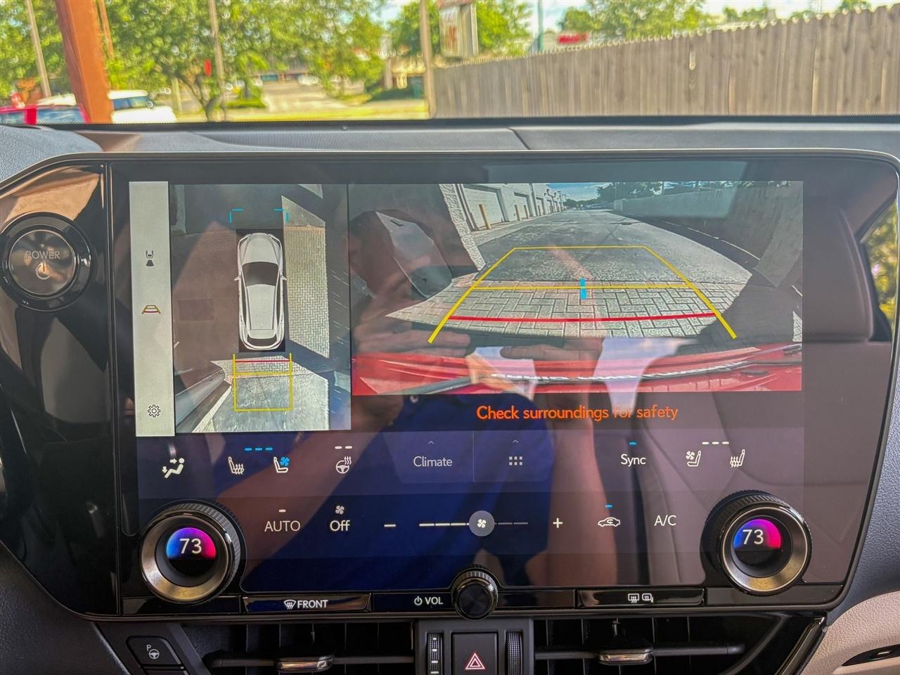 Lexus NX 350h Luxury 2025
