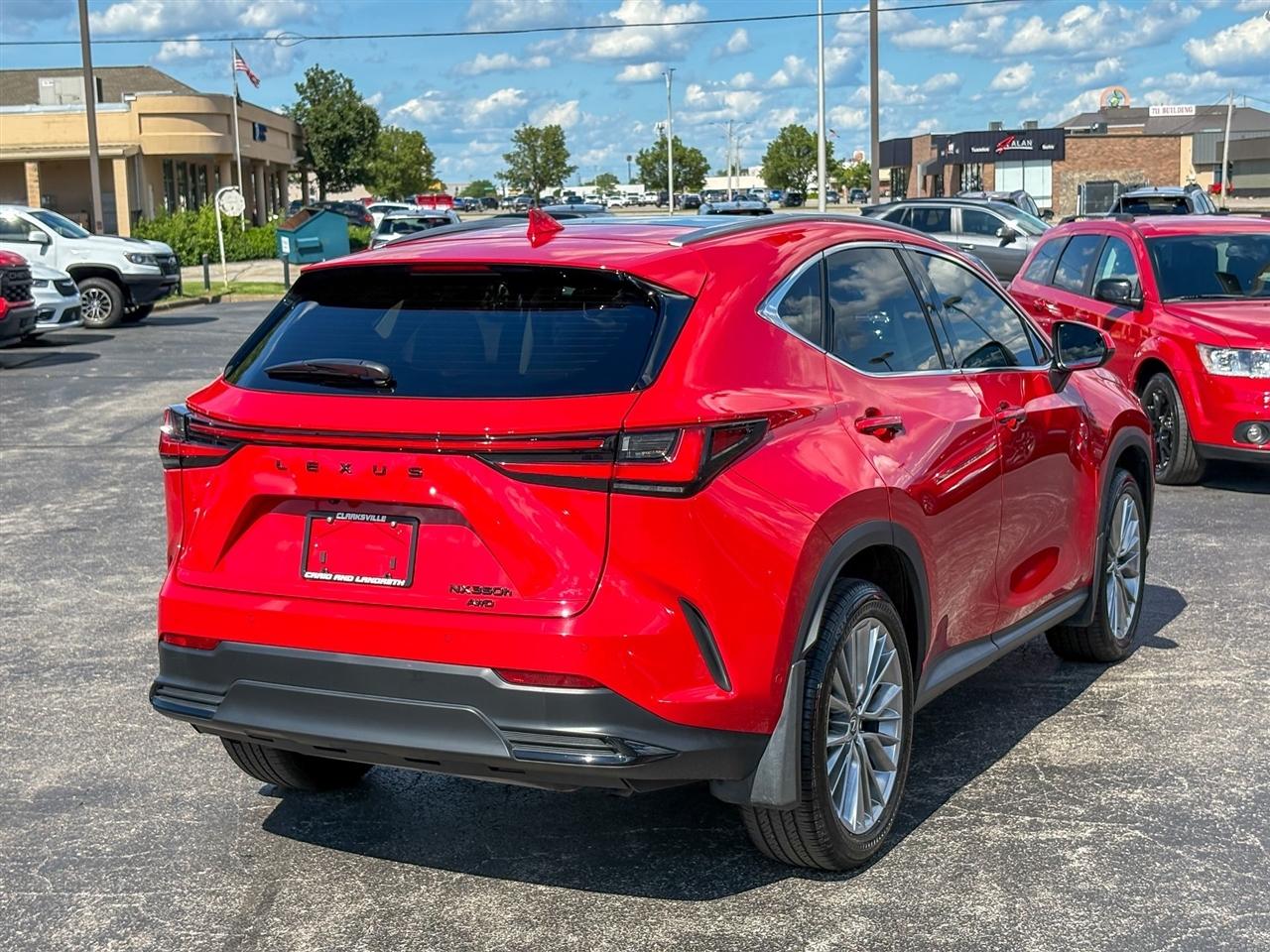 Lexus NX 350h Luxury 2025