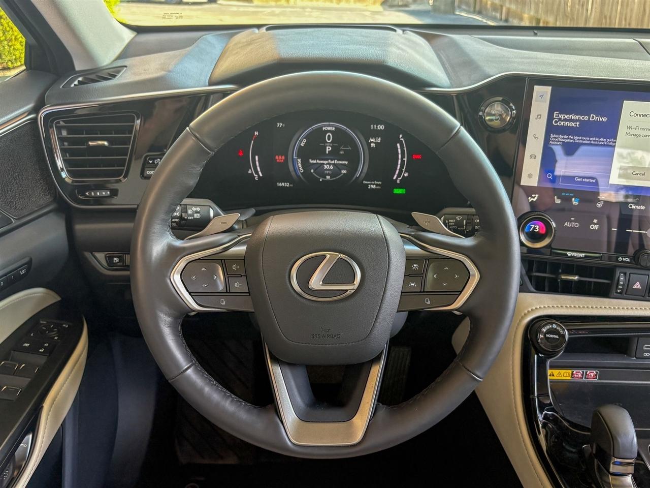 Lexus NX 350h Luxury 2025