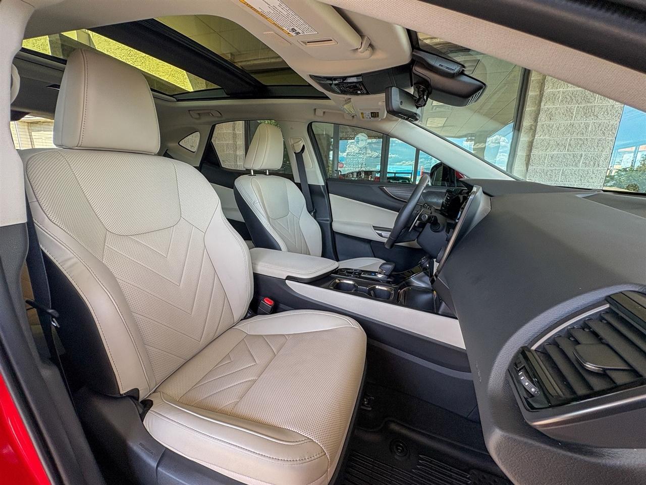 Lexus NX 350h Luxury 2025