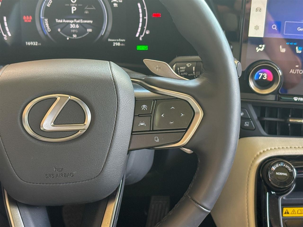 Lexus NX 350h Luxury 2025