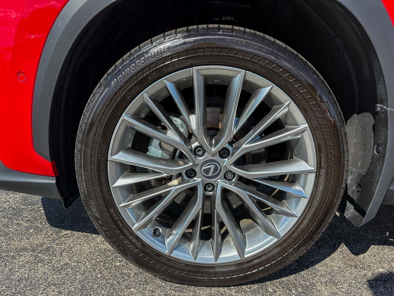 Lexus NX 350h Luxury 2025