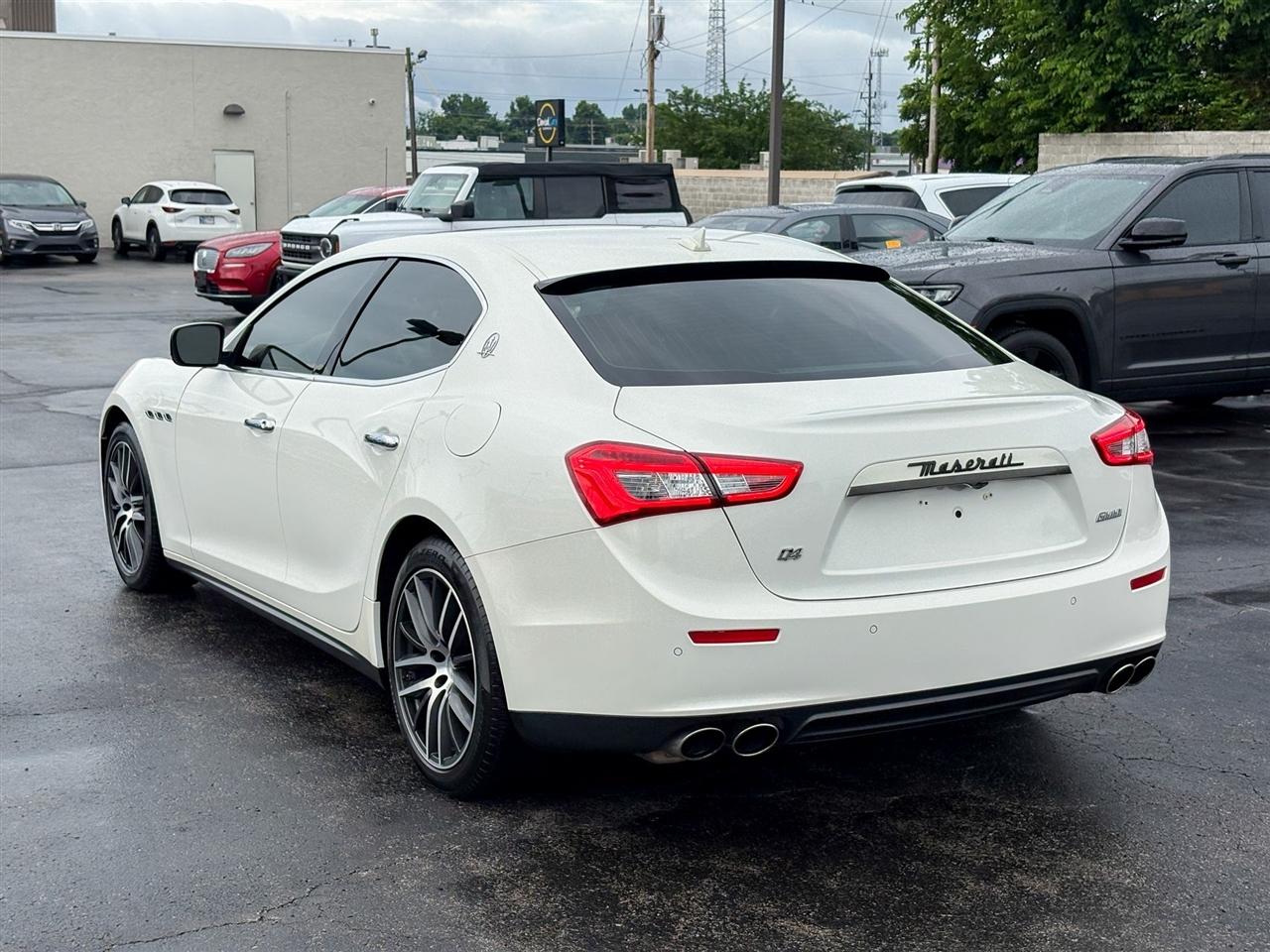 Maserati Ghibli  2016