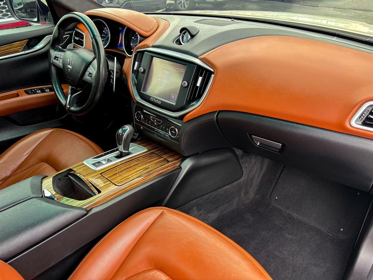 Maserati Ghibli  2016