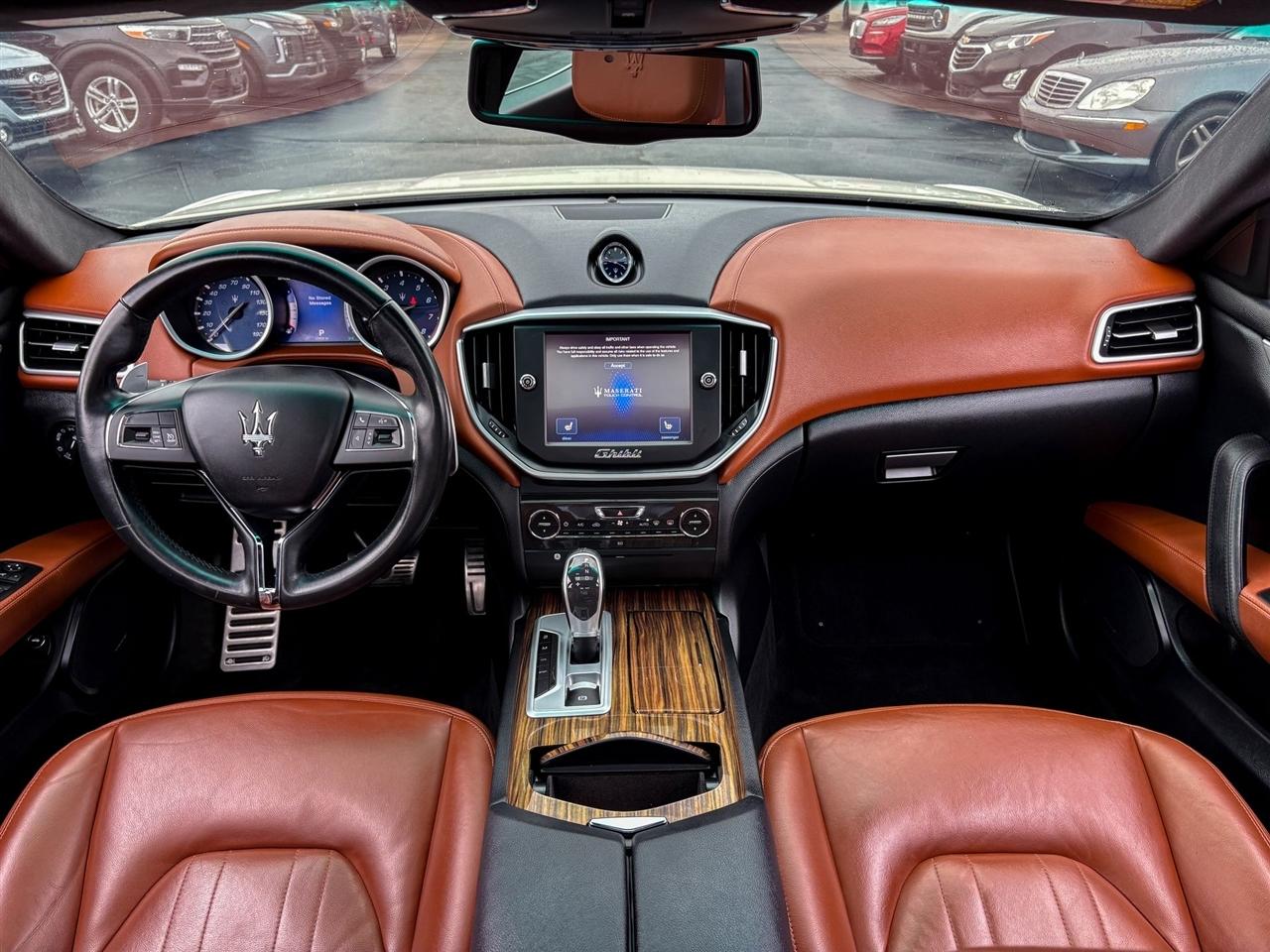 Maserati Ghibli  2016