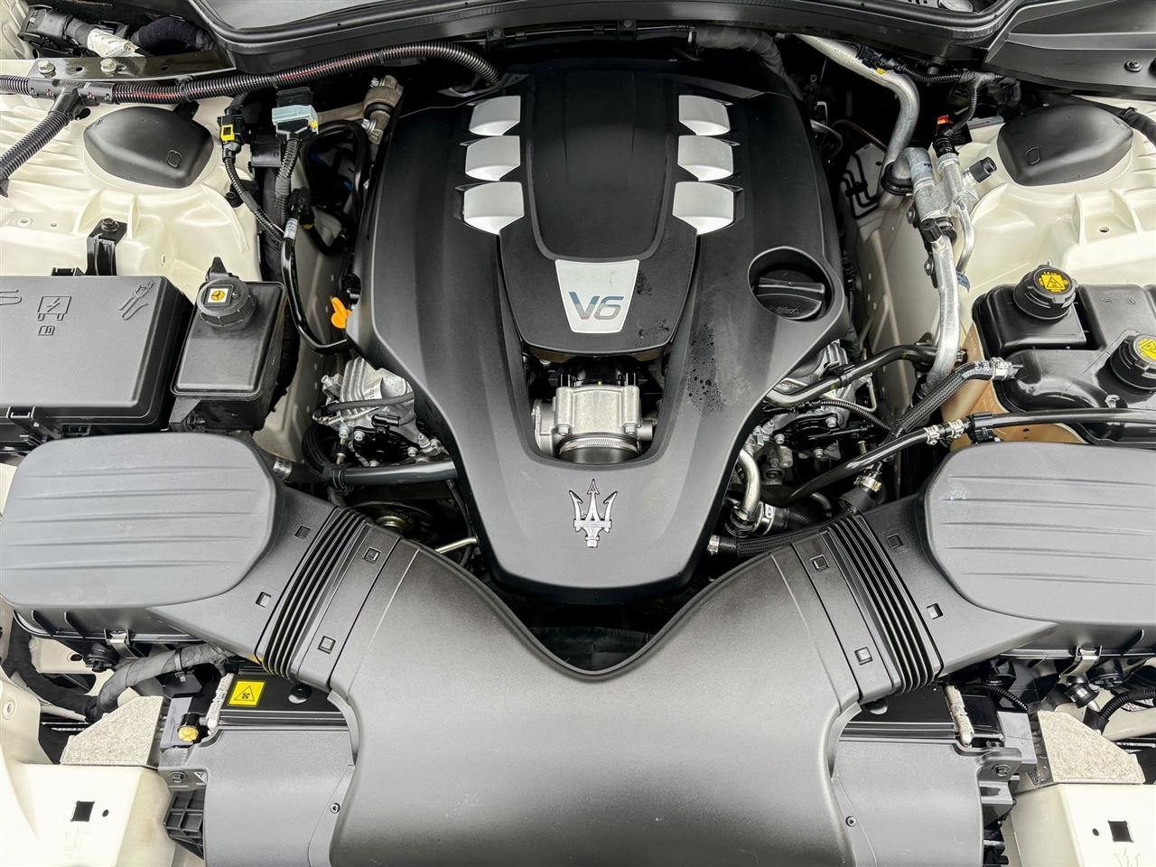 Maserati Ghibli  2016