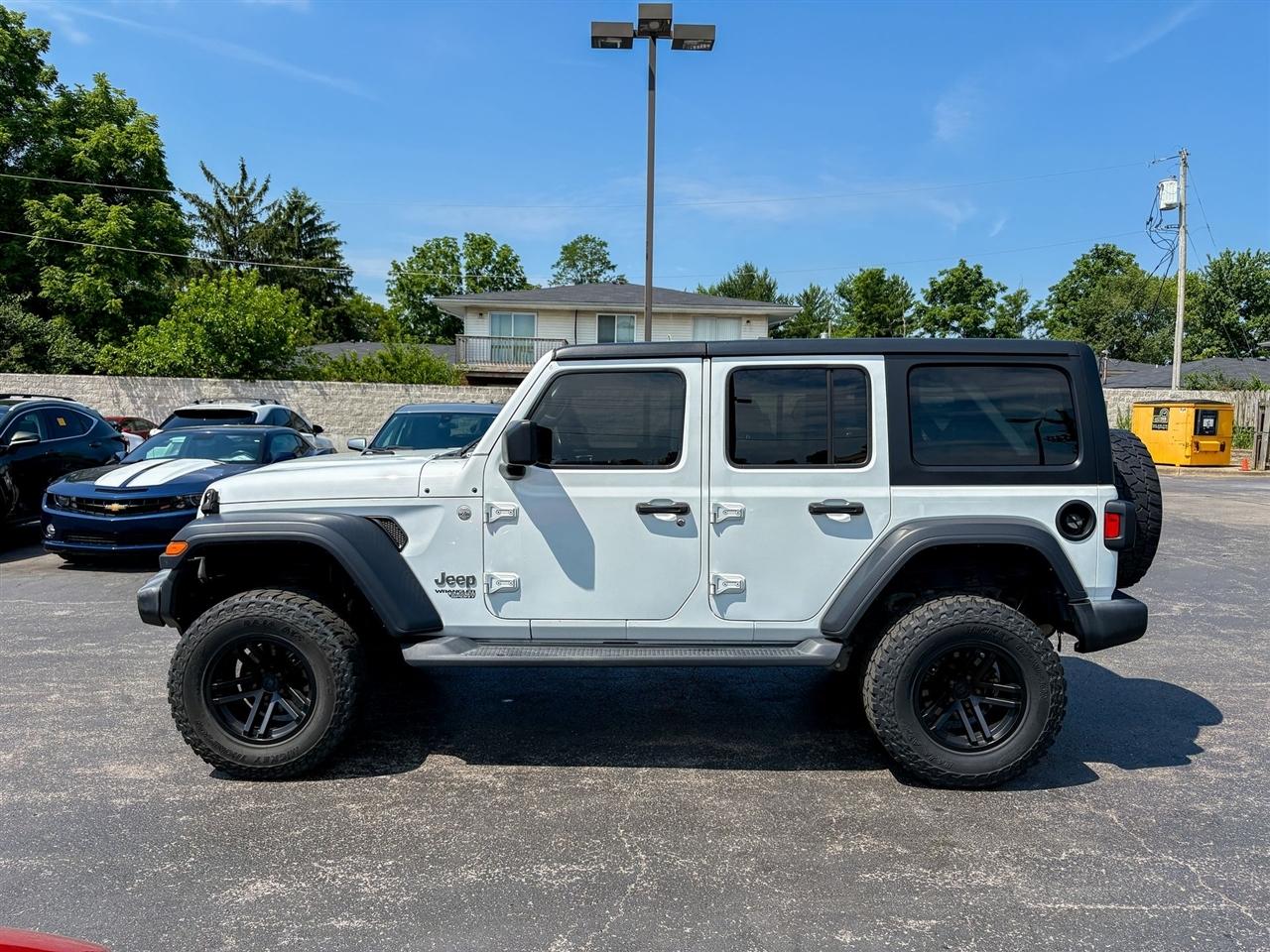 Jeep Wrangler  2018