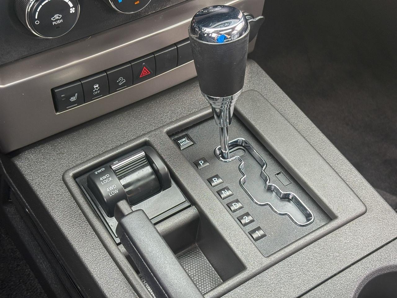 Jeep Liberty  2012