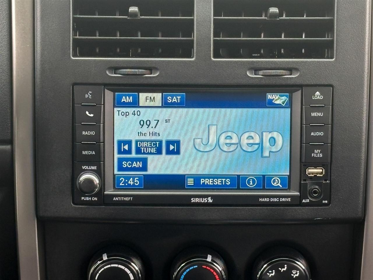 Jeep Liberty  2012