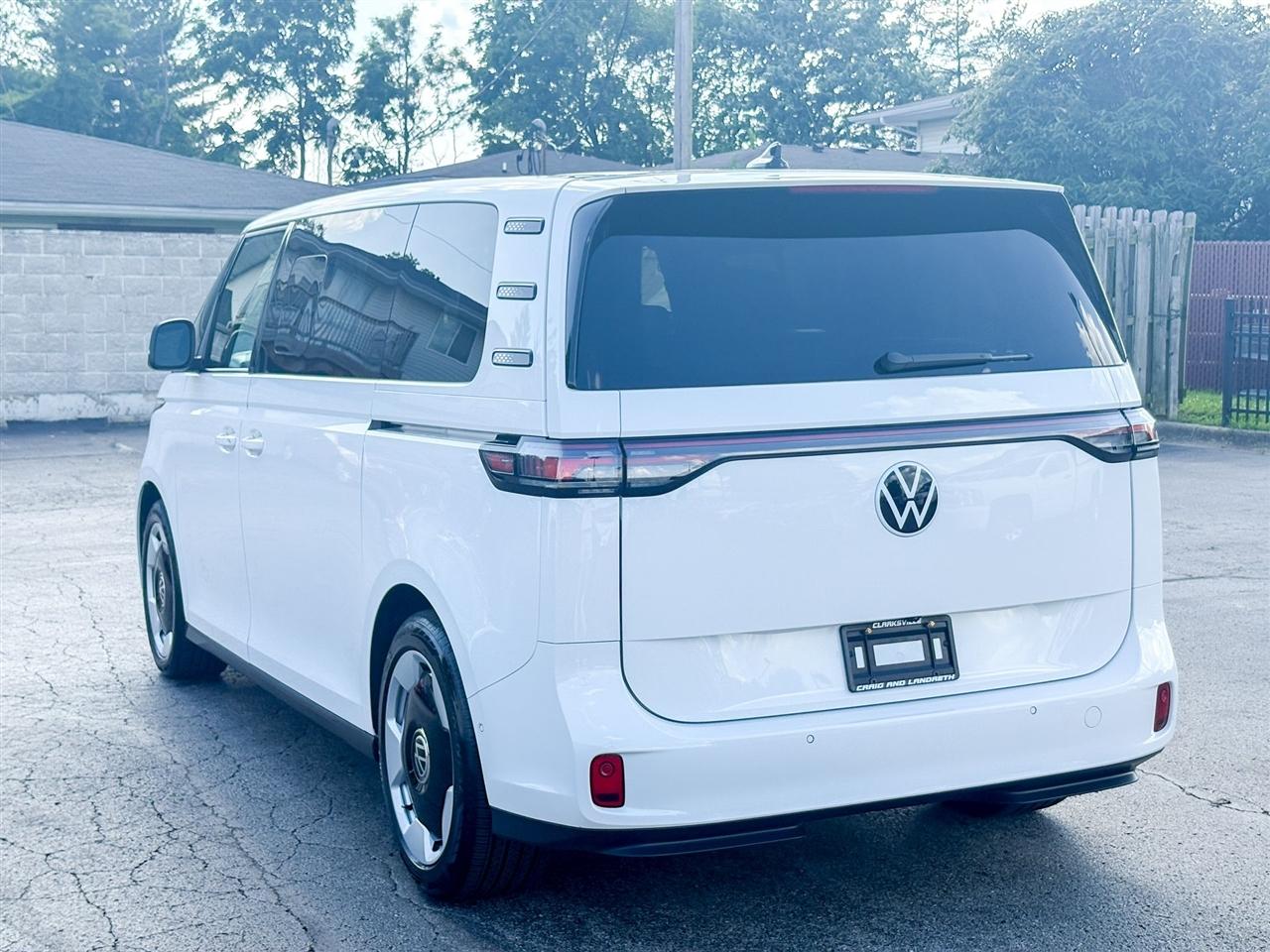 Volkswagen ID. Buzz  2025