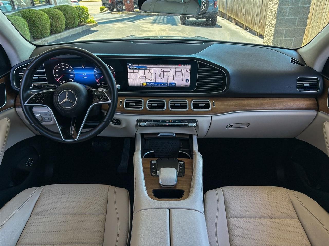 Mercedes-Benz GLE  2025