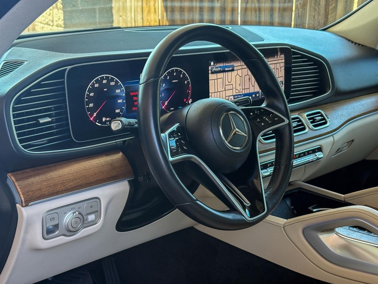 Mercedes-Benz GLE  2025