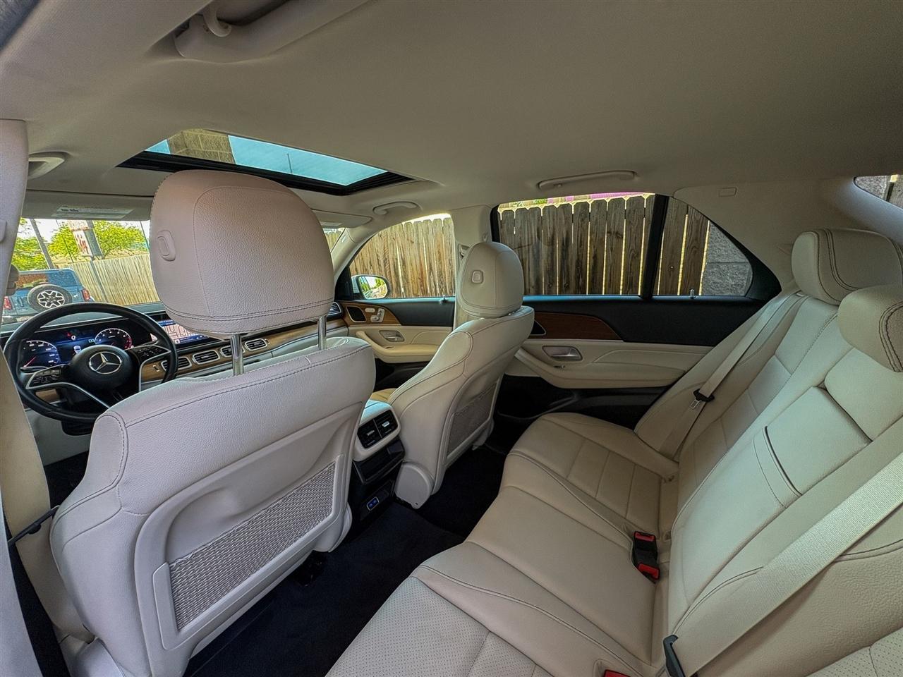 Mercedes-Benz GLE  2025