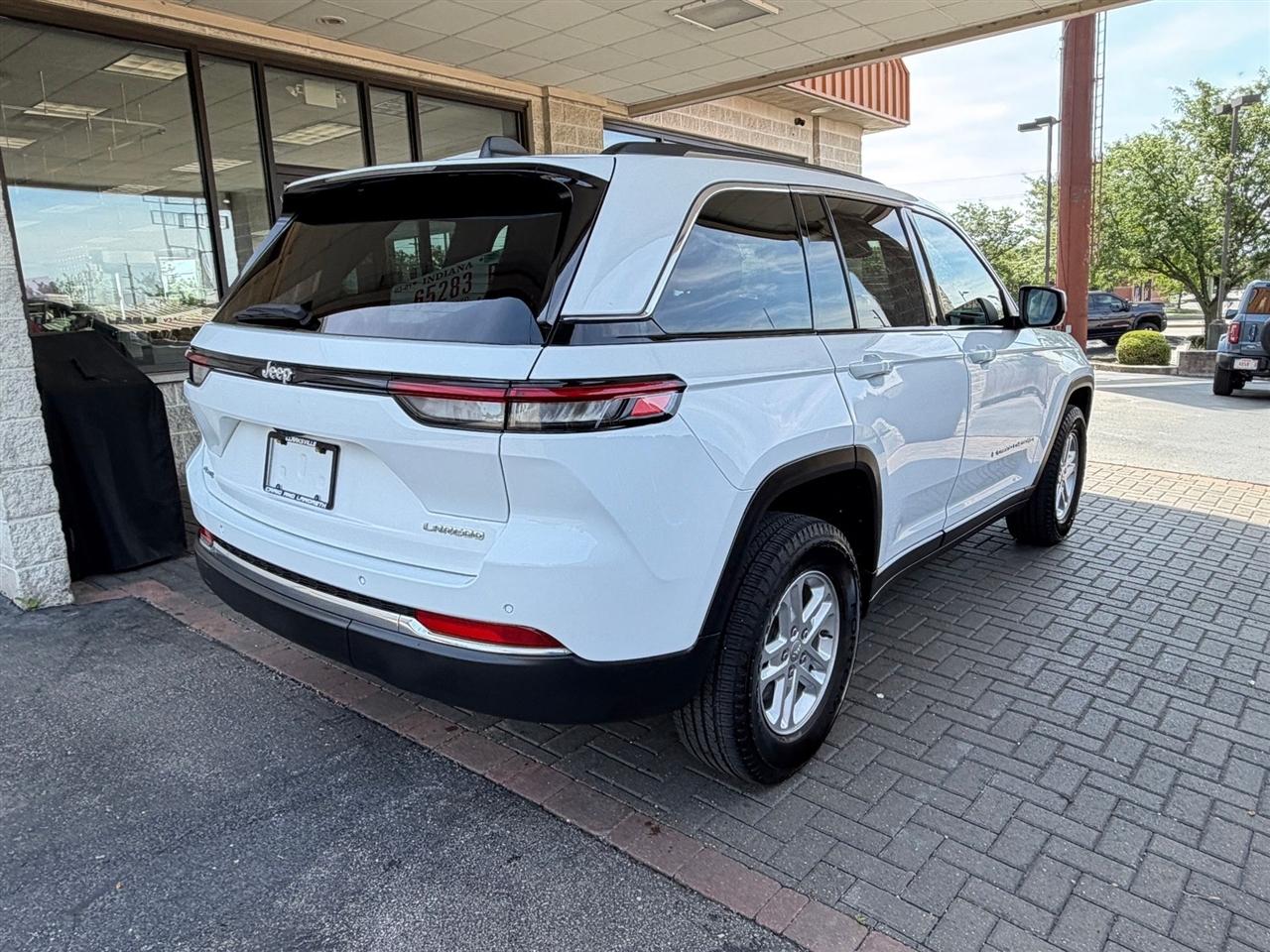 Jeep Grand Cherokee  2023