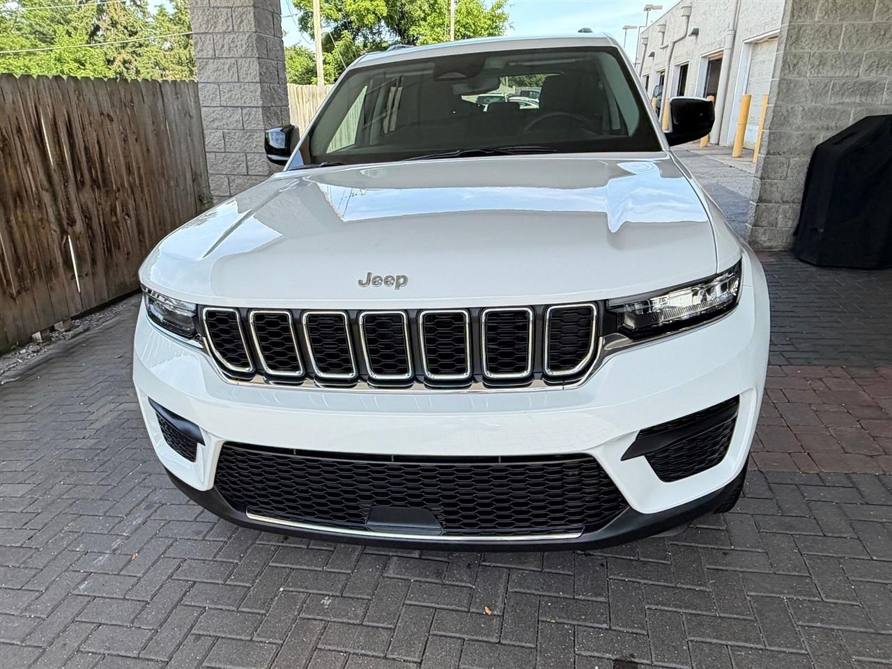Jeep Grand Cherokee  2023