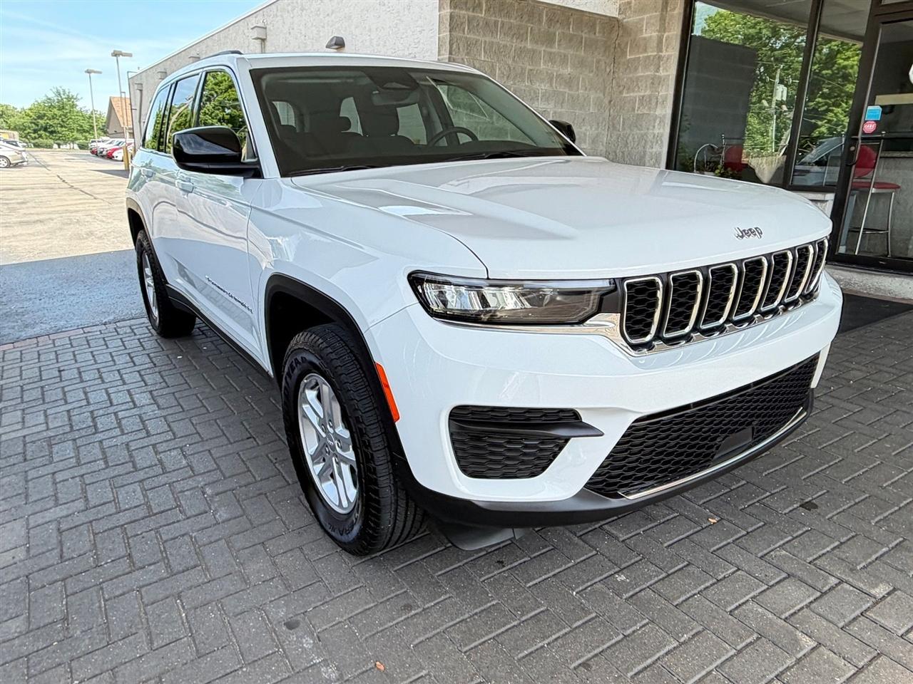 Jeep Grand Cherokee  2023