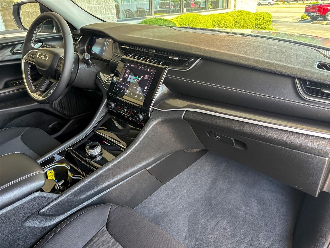 Jeep Grand Cherokee  2023
