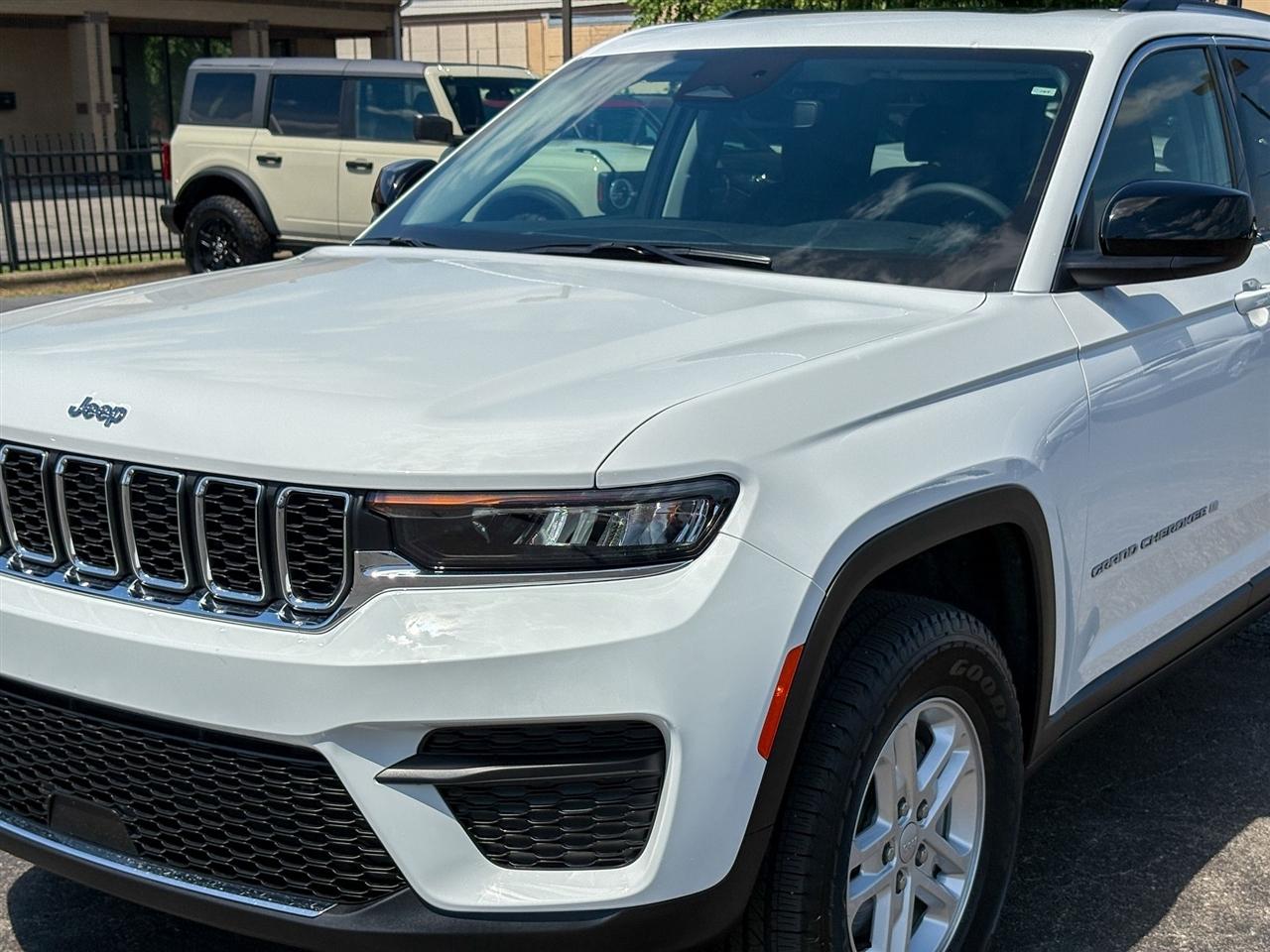 Jeep Grand Cherokee  2023
