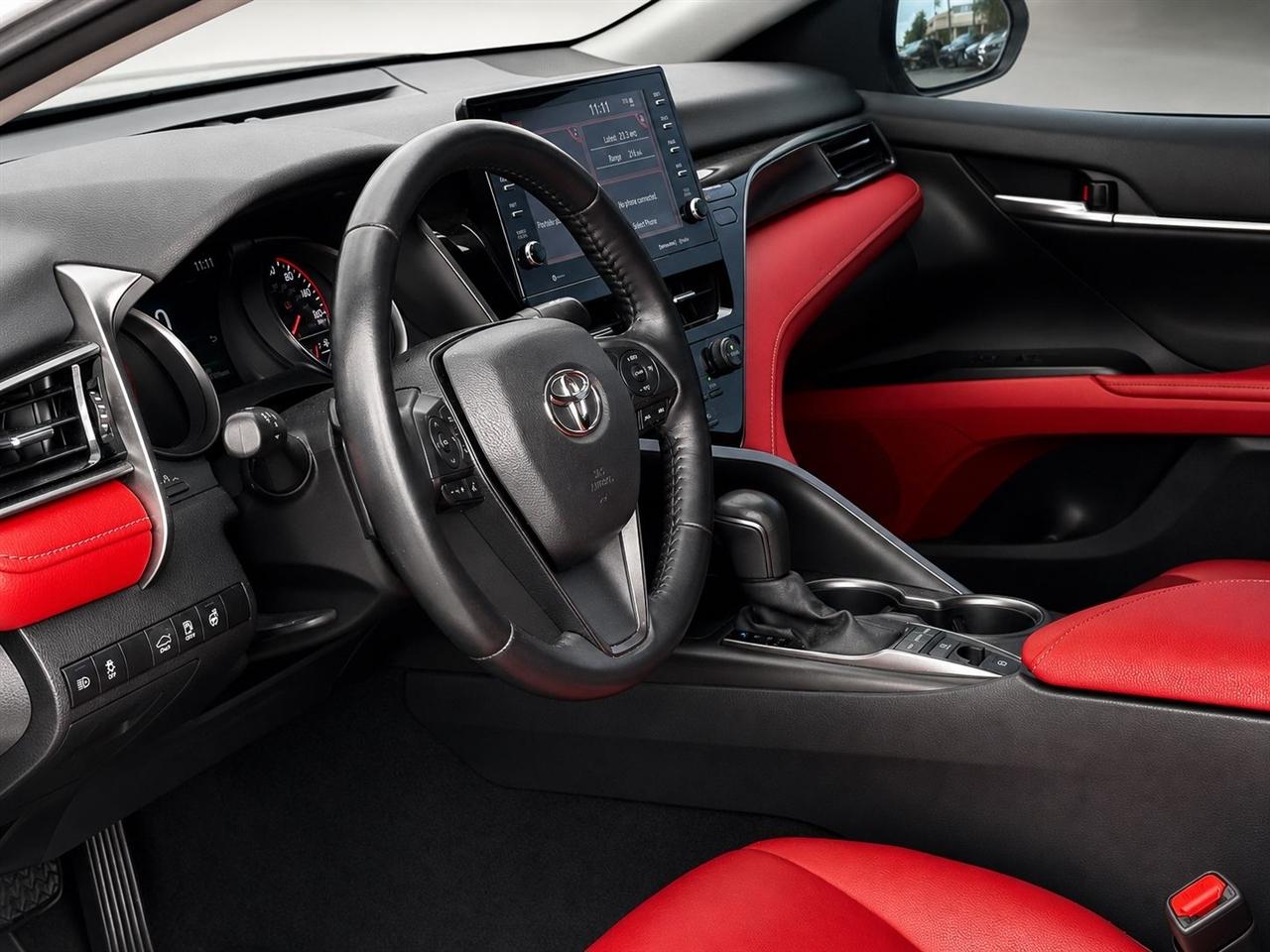 Toyota Camry  2021