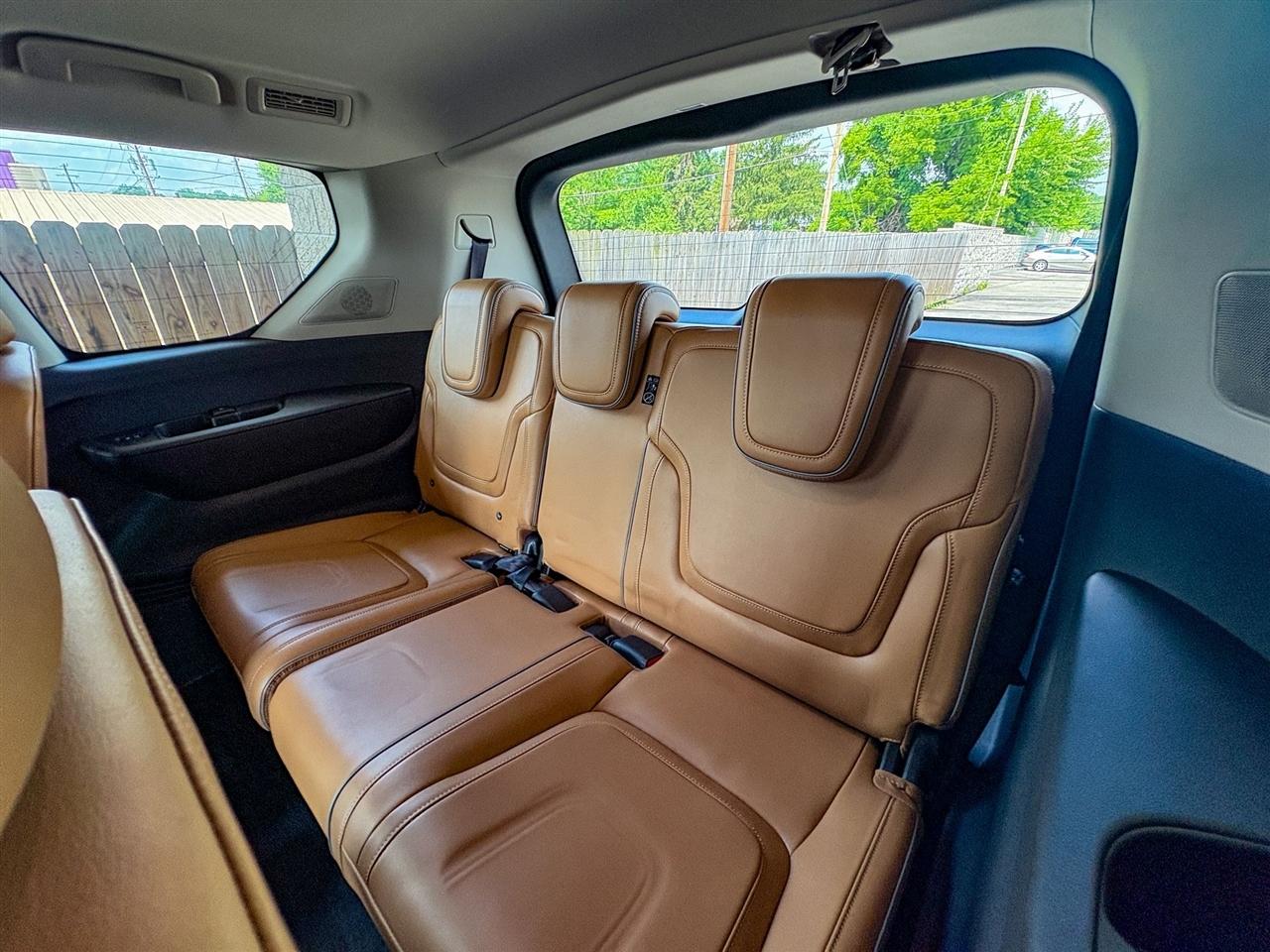 Infiniti QX80 LUXE 4WD 2025