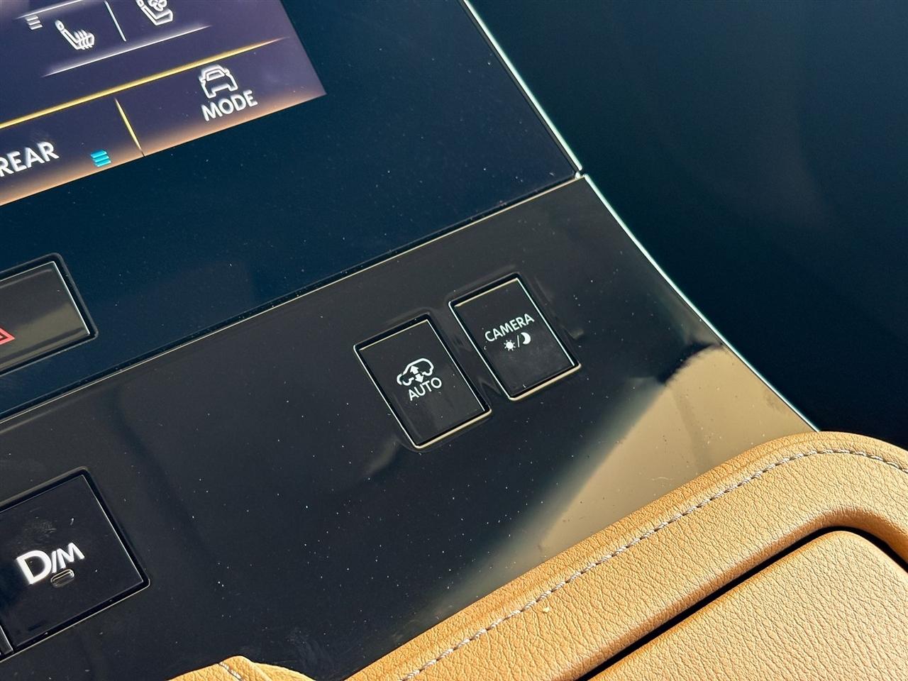 Infiniti QX80 LUXE 4WD 2025