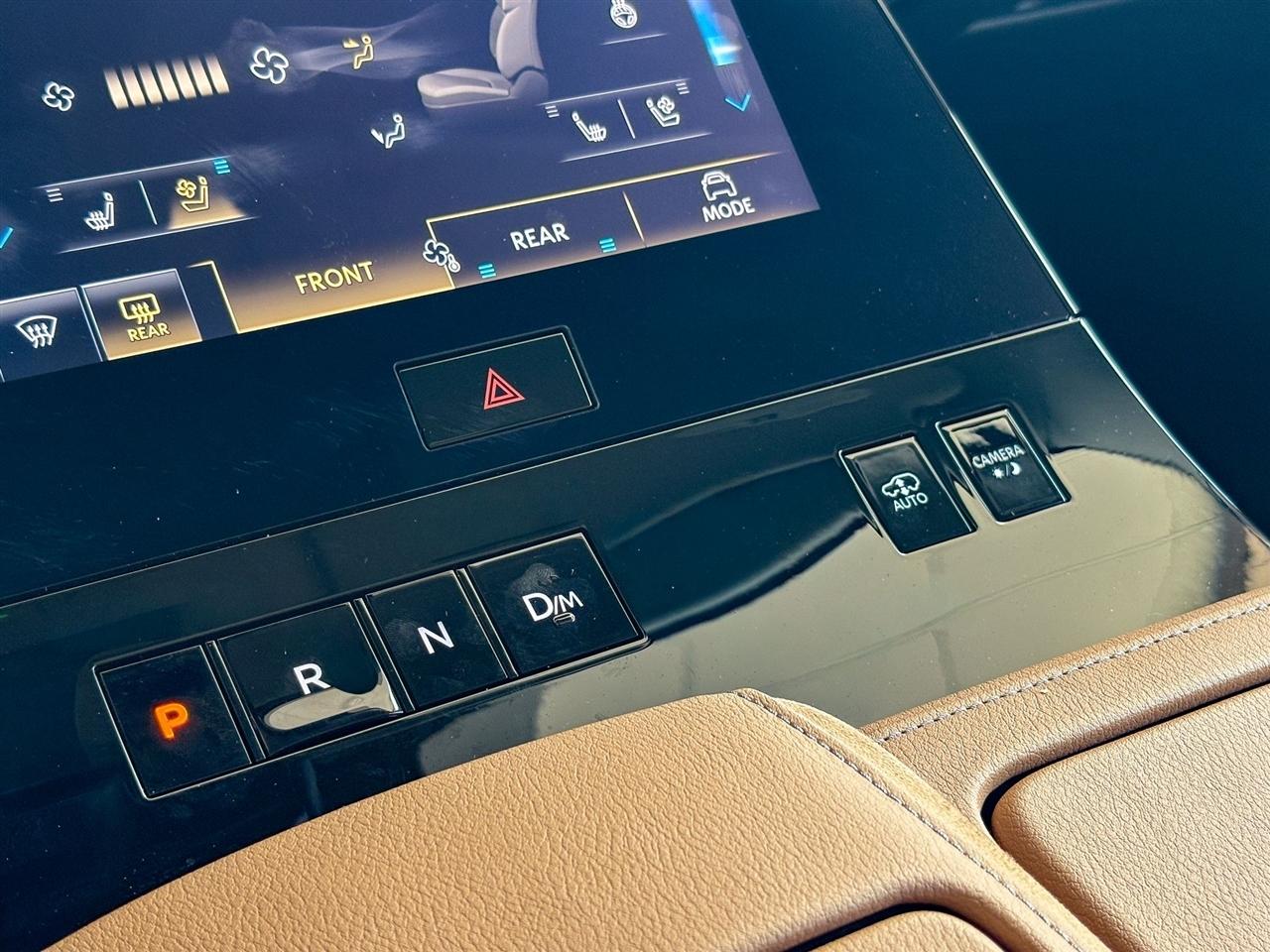Infiniti QX80 LUXE 4WD 2025