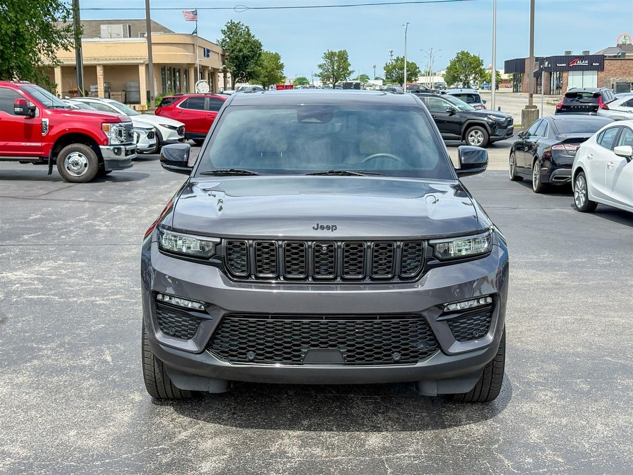 Jeep Grand Cherokee  2023