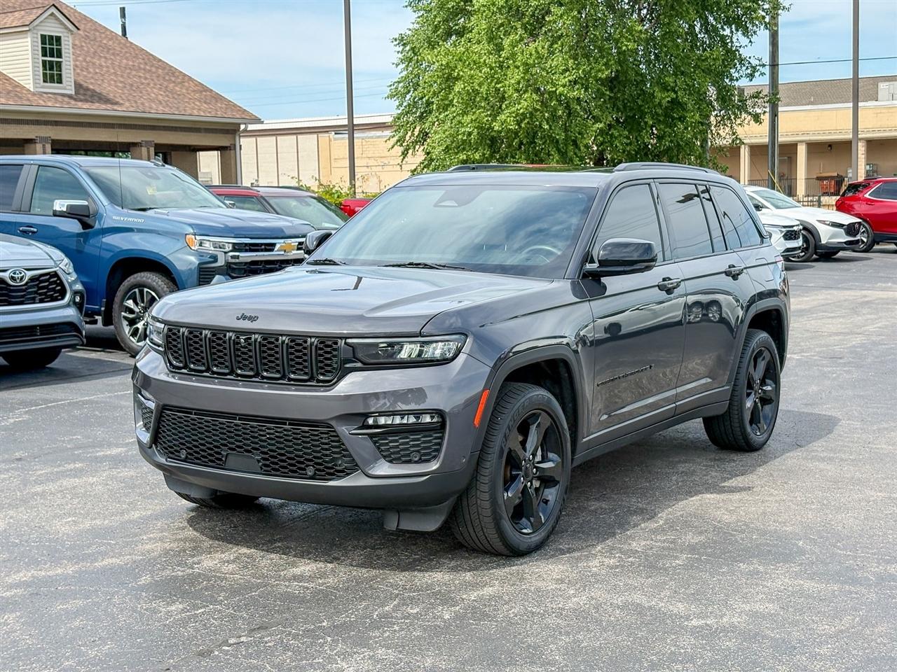 Jeep Grand Cherokee  2023