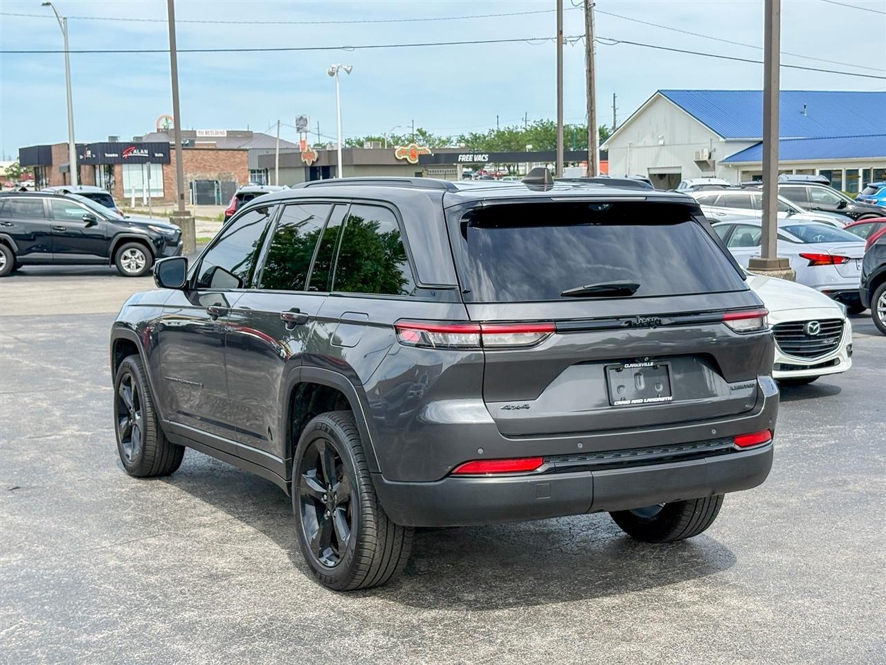Jeep Grand Cherokee  2023