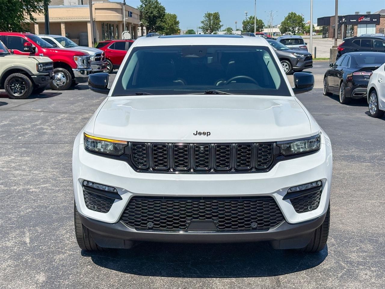 Jeep Grand Cherokee  2023