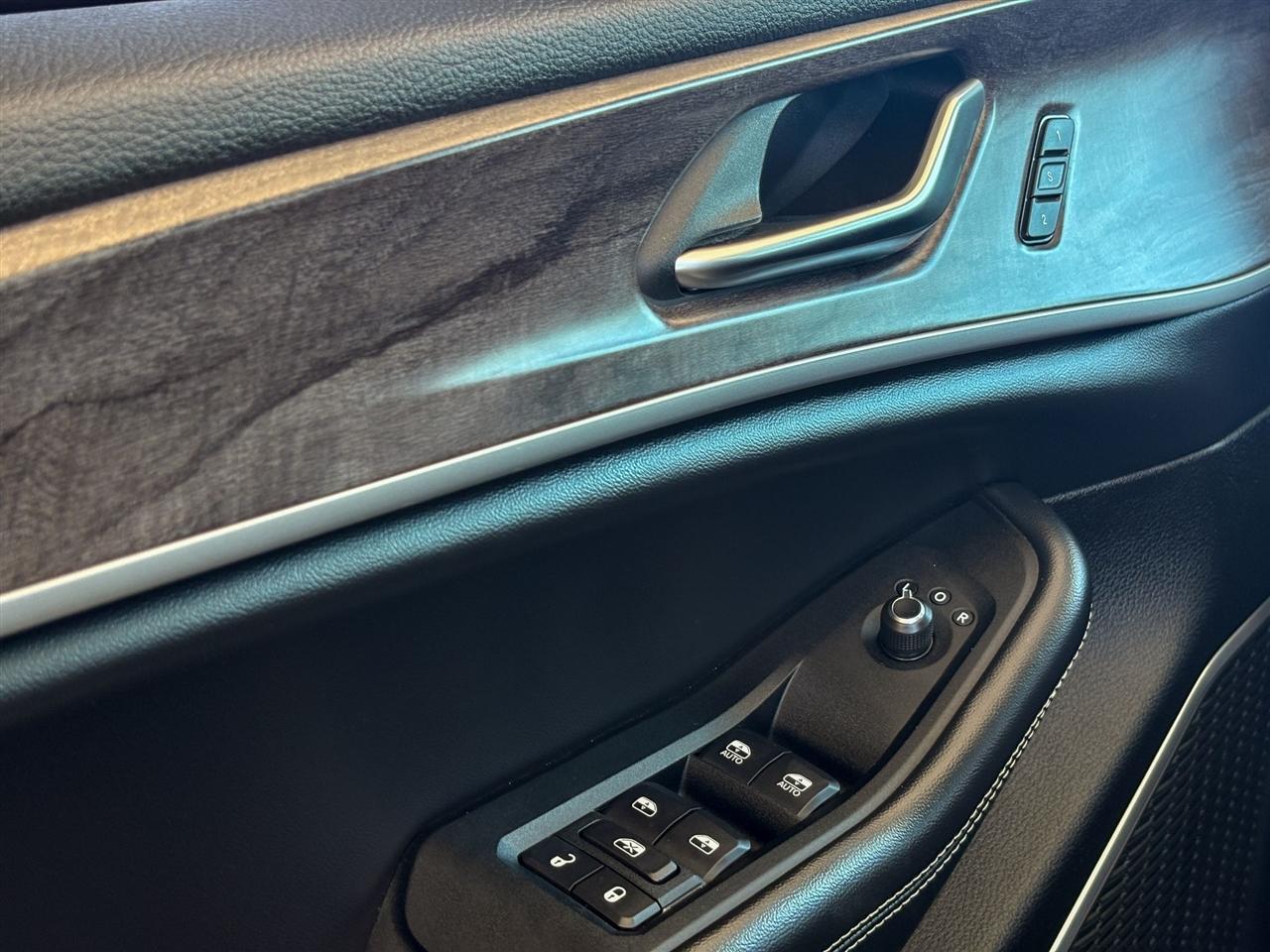 Jeep Grand Cherokee  2023