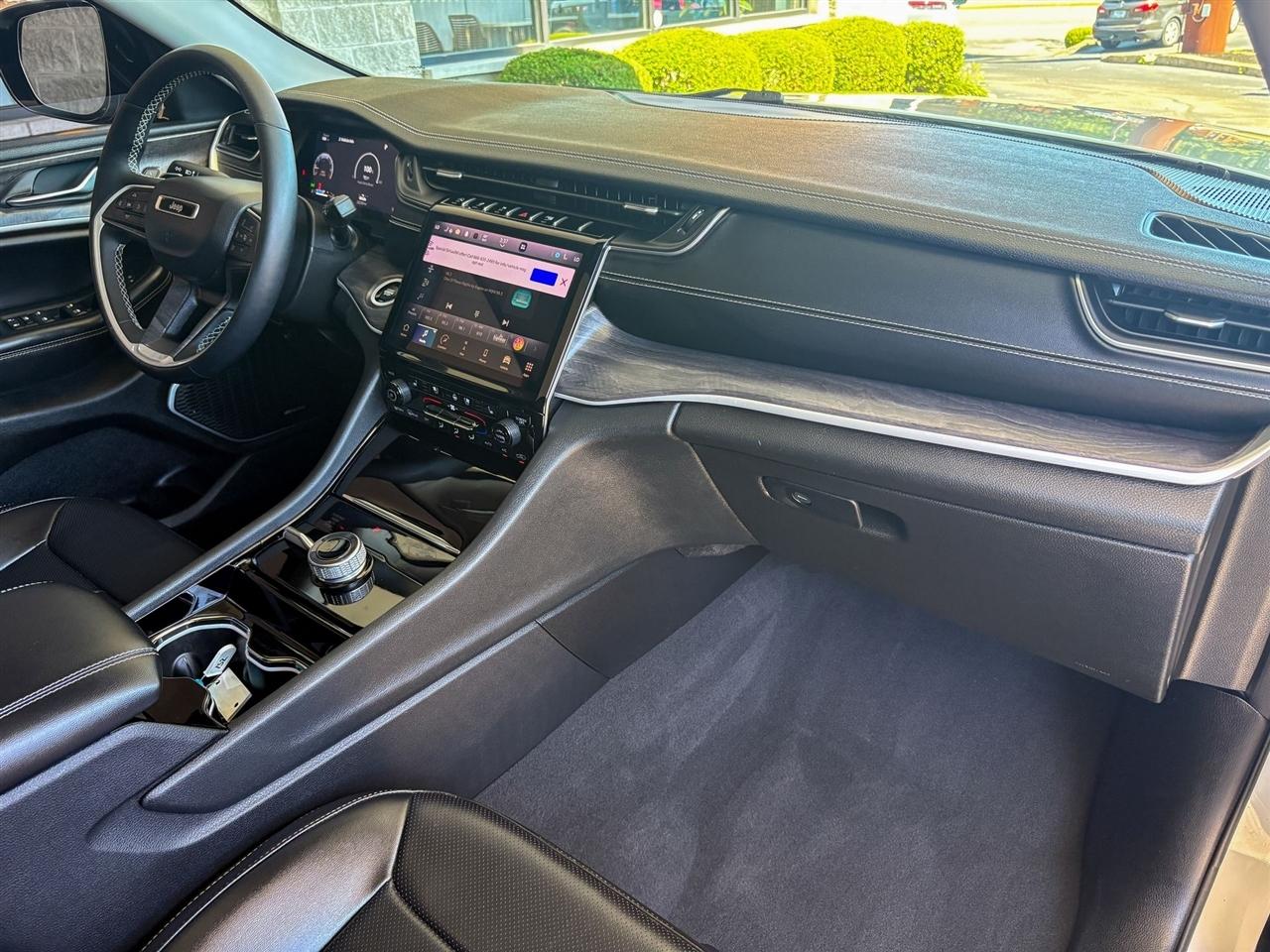 Jeep Grand Cherokee  2023