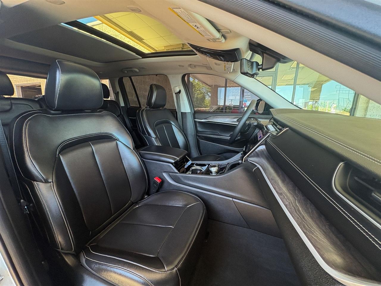 Jeep Grand Cherokee  2023