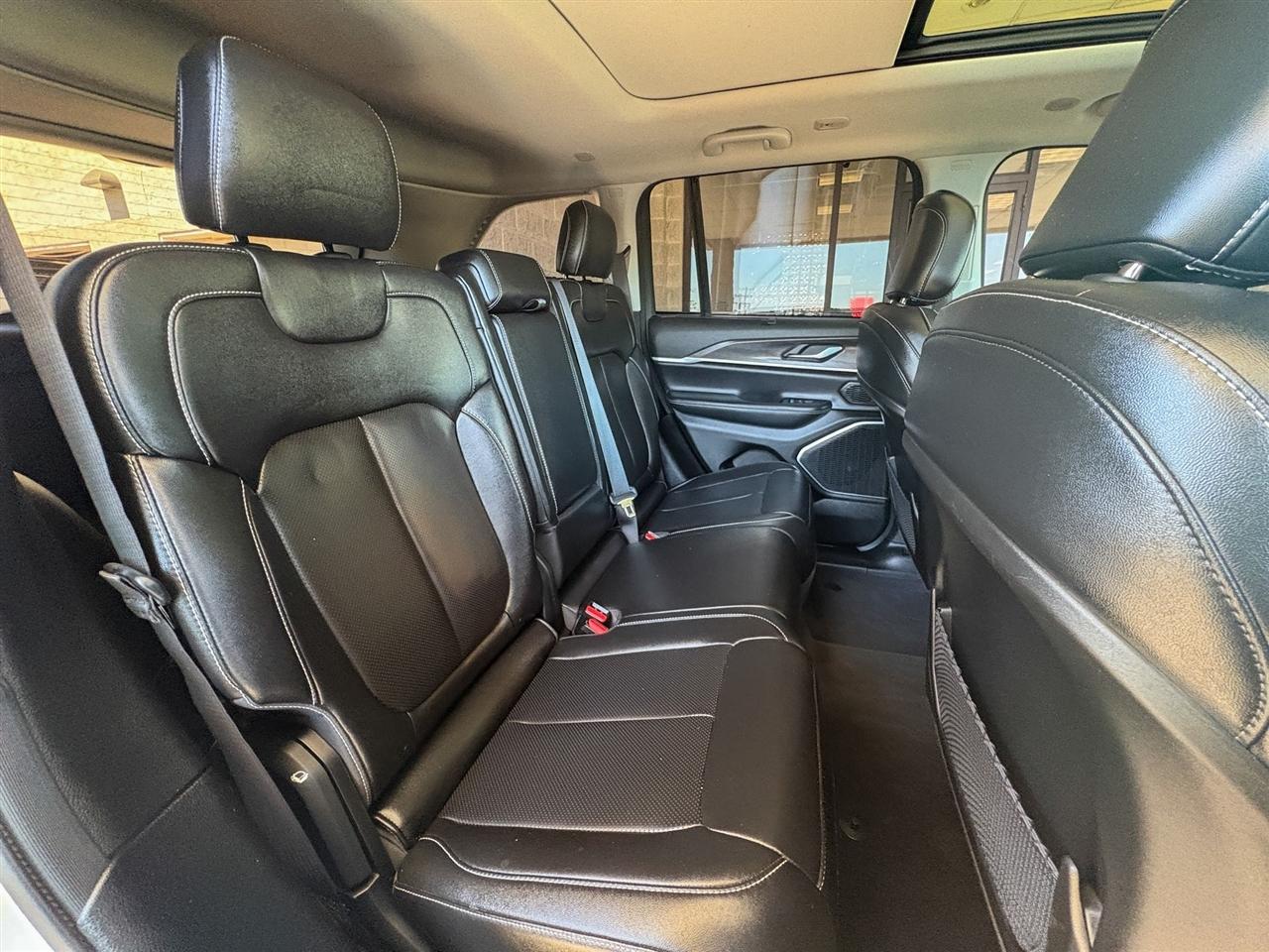 Jeep Grand Cherokee  2023