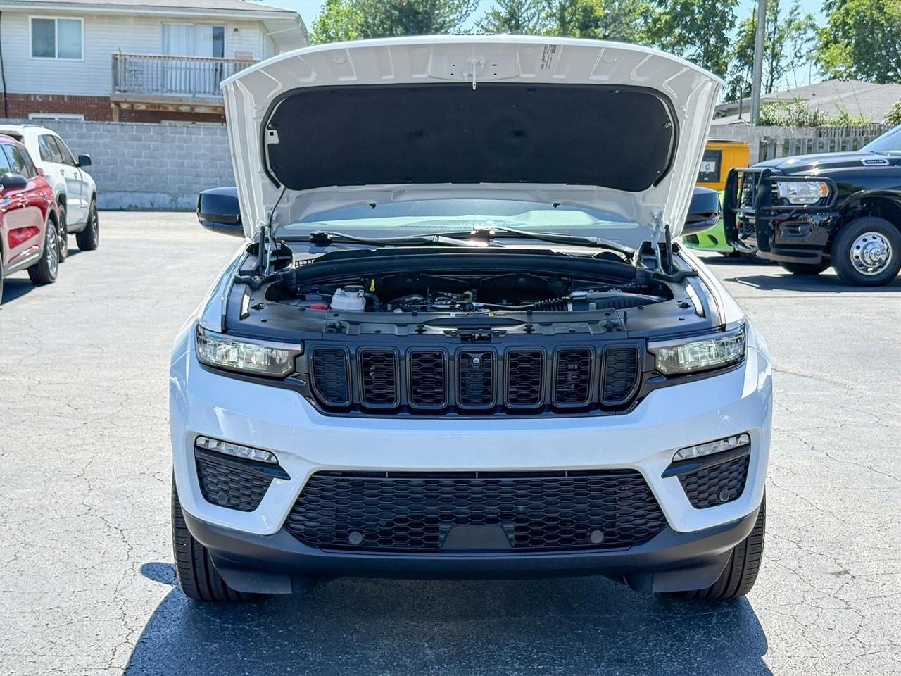 Jeep Grand Cherokee  2023