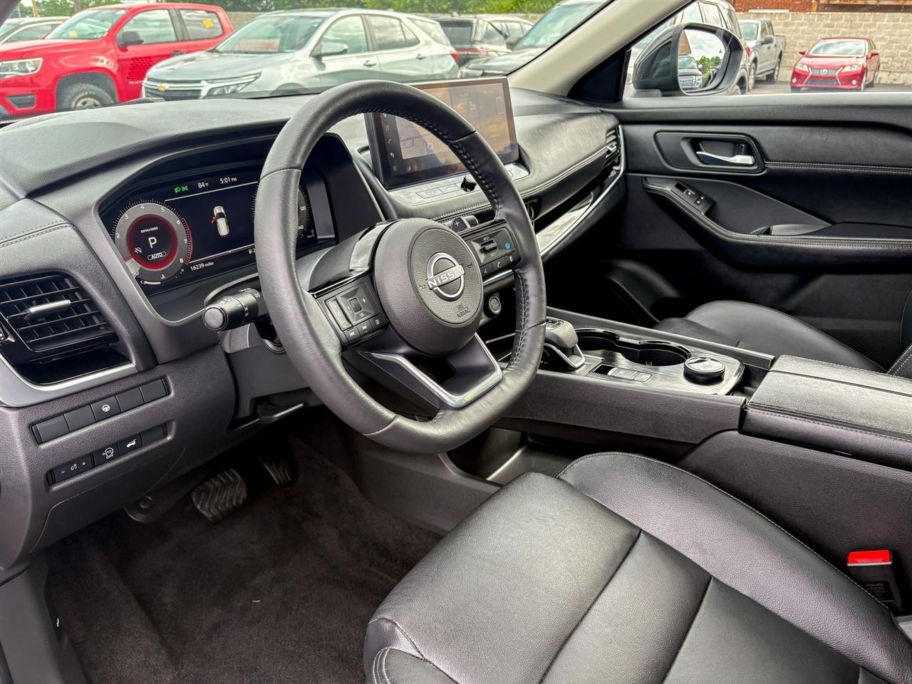Nissan Rogue  2024