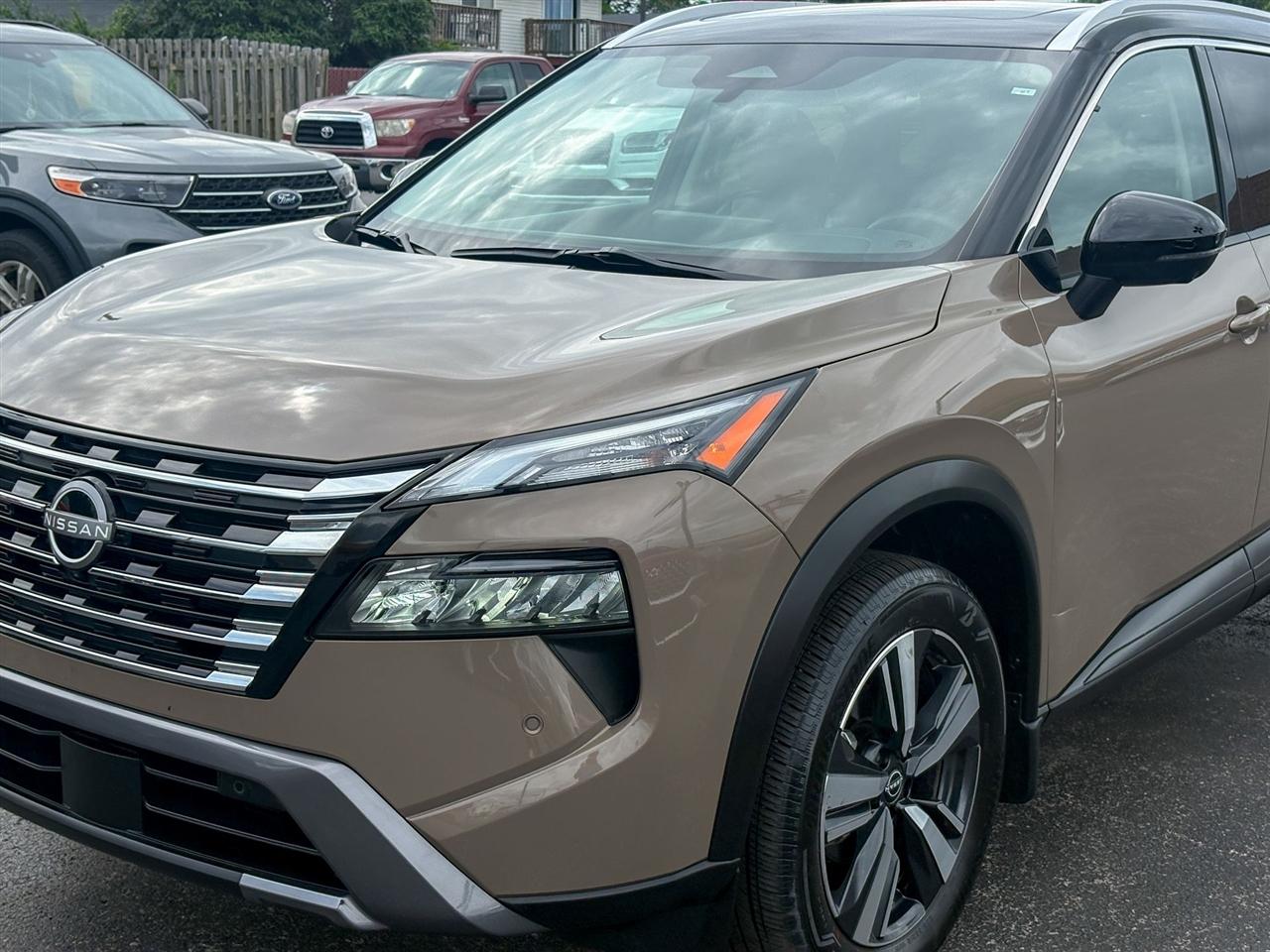 Nissan Rogue  2024