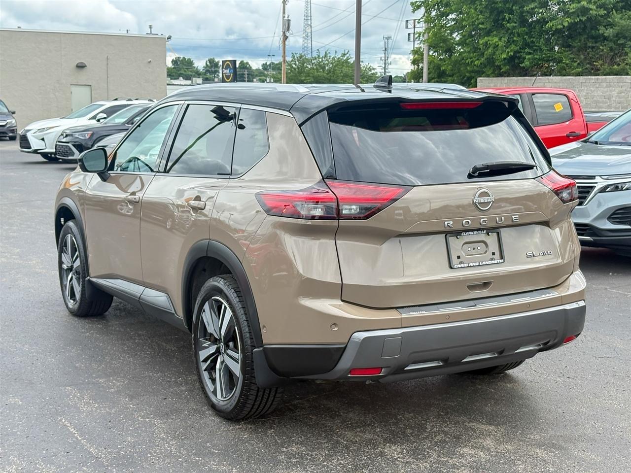 Nissan Rogue  2024