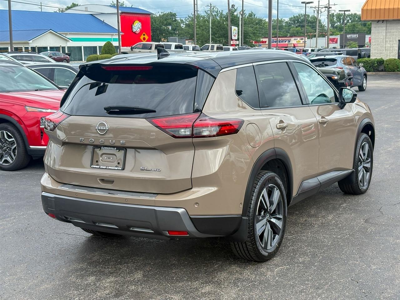 Nissan Rogue  2024